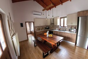 Télévision à écran plat