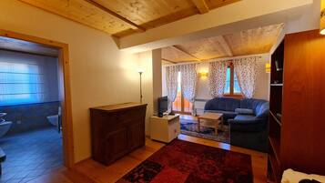 Apartment | Living area