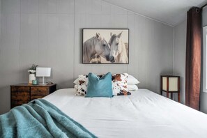 2 bedrooms, WiFi, bed sheets
