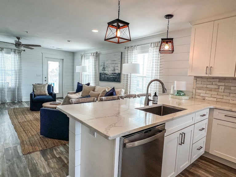 Gulf View! ️Steps From Beach!! 3 Bedroom 3.5 Bath - Mexico Beach, FL