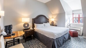 1 chambre, fer et planche Ă repasser, Wi-Fi, draps fournis