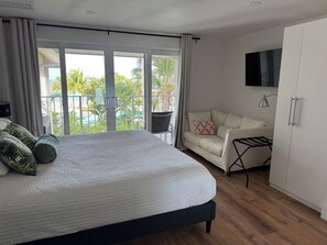 2 chambres, fer et planche à repasser, Wi-Fi, draps fournis