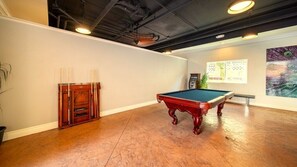 Spielezimmer