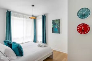 4 bedrooms, desk, iron/ironing board, travel cot