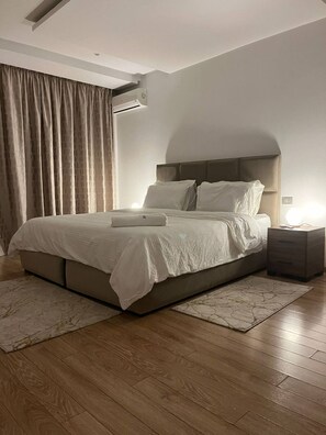 3 bedrooms, iron/ironing board, WiFi