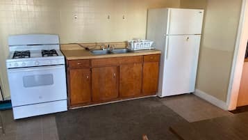 Room, 2 Double Beds, Non Smoking, Kitchenette | Private kitchenette | Mini-fridge, microwave
