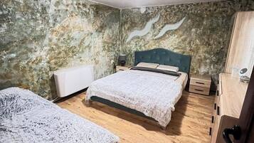 6 dormitorios, tabla de planchar con plancha, wifi y ropa de cama