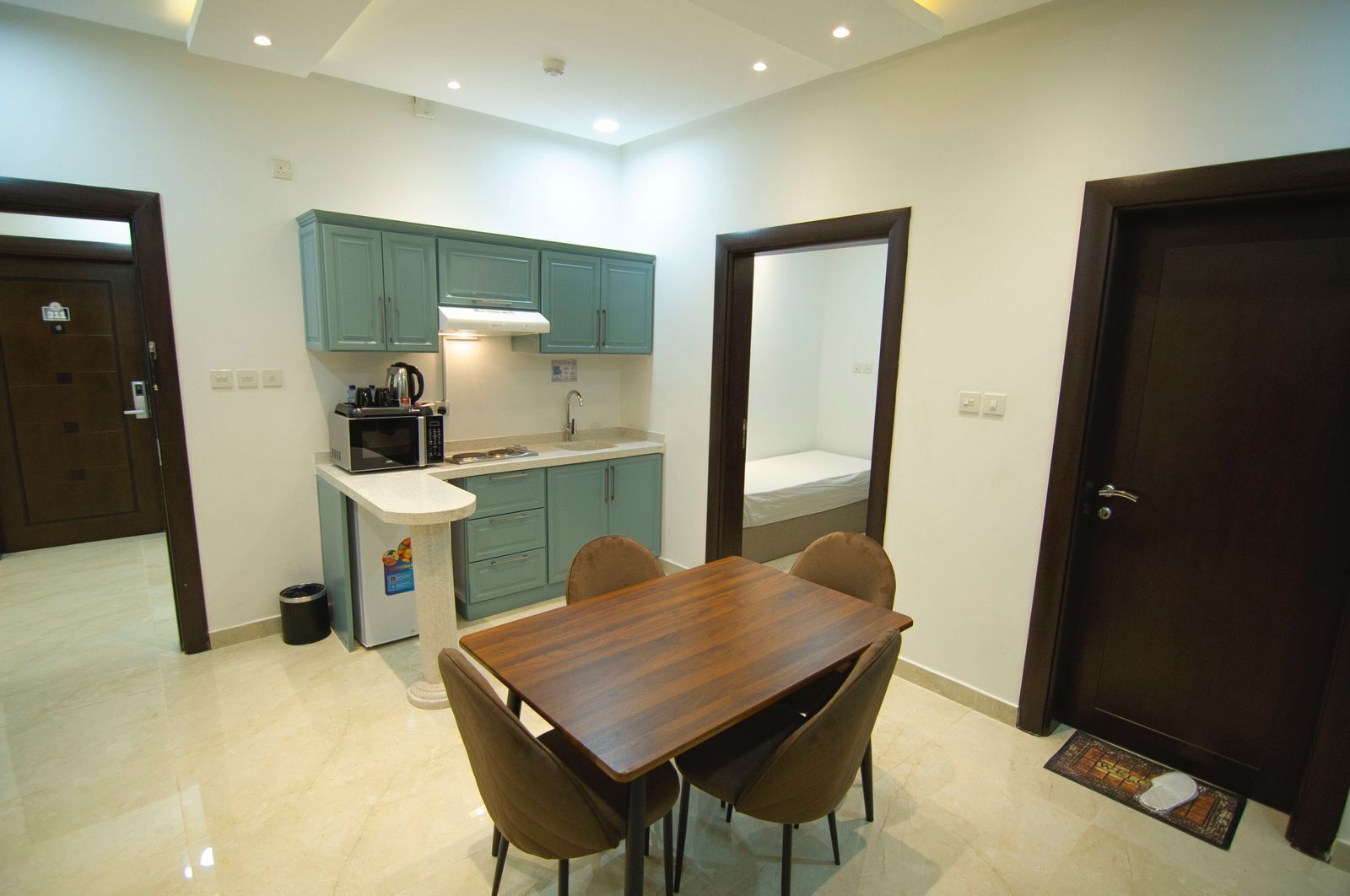 Comfort Apartment, 3 Bedrooms | Private kitchen
