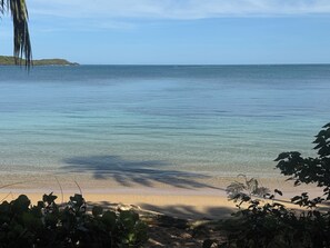 Beach nearby, sun-loungers, beach towels