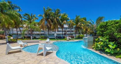 PALMA VISTA BEACHFRONT 3-bedroom Apartment with AC and WiFi in lovely Fajardo