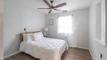 2 Schlafzimmer, Bügeleisen/Bügelbrett, kostenloses WLAN, Bettwäsche