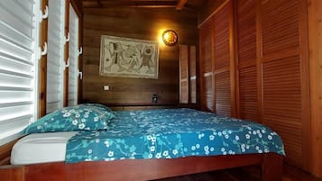 4 室のベッドルーム、アイロン / アイロン台、WiFi、ベッドシーツ