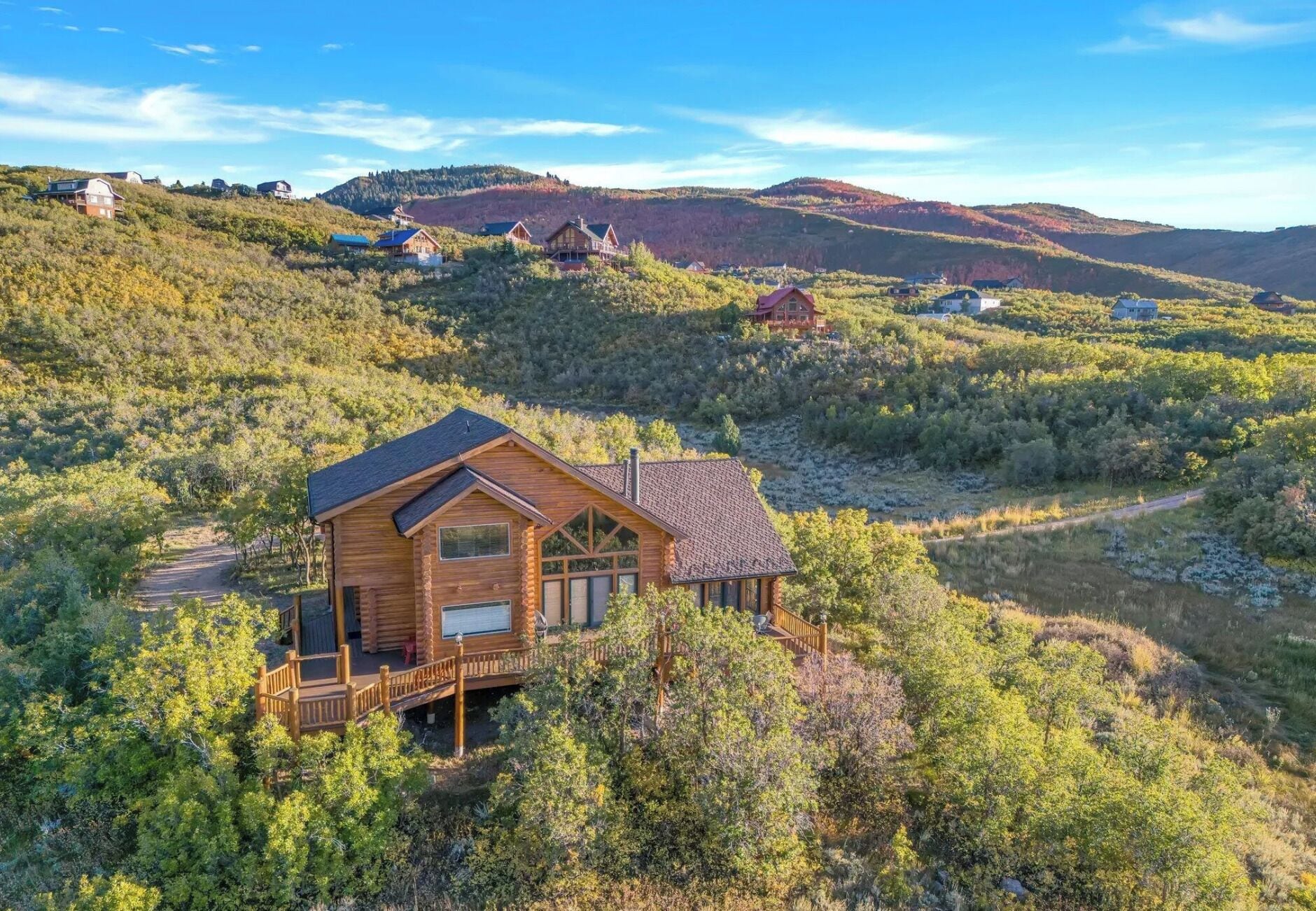 Peaceful cabin on 3 acres. Lots of privacy.