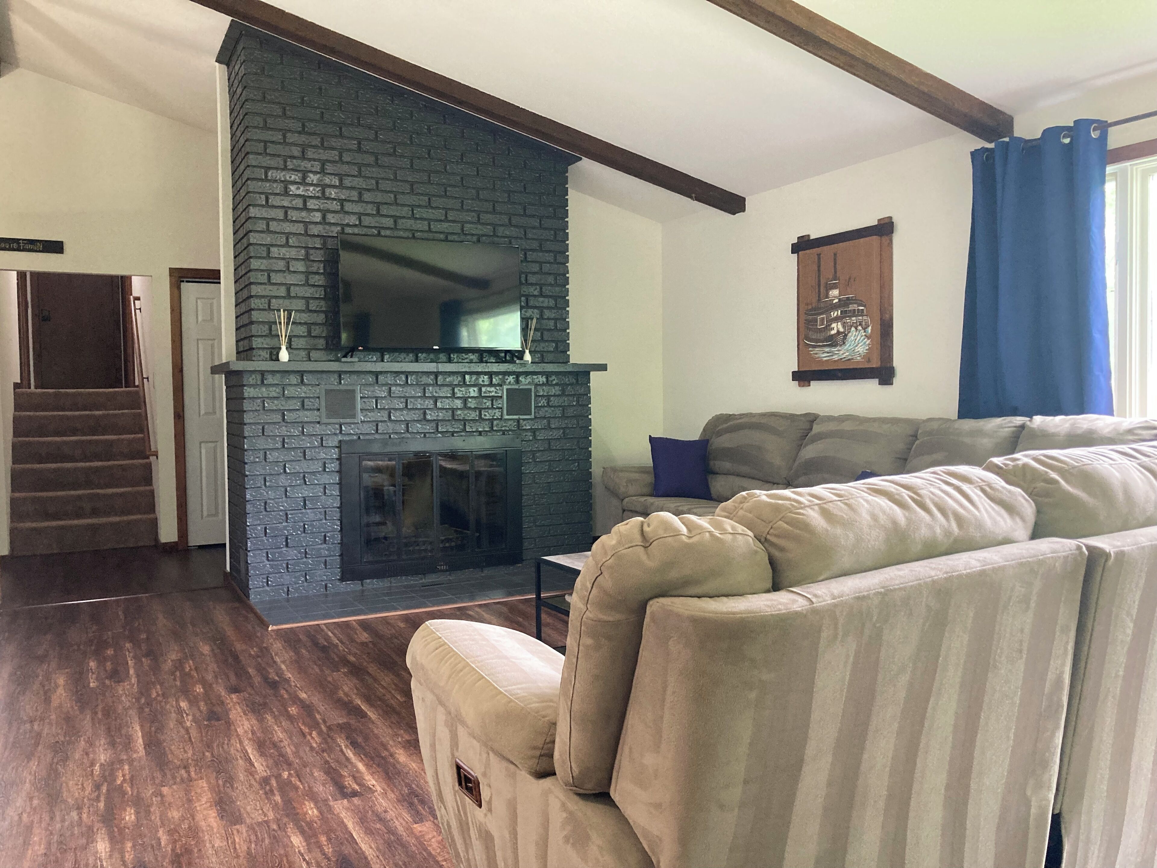 智能电视、壁炉