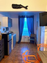 Classic Room, 1 Bedroom | Living area