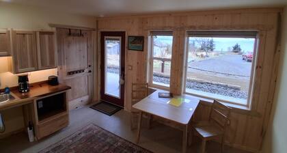 BEACH SUITE, BEACH WALK INN in charming Old Town ADA-accessible, BRAND-NEW,