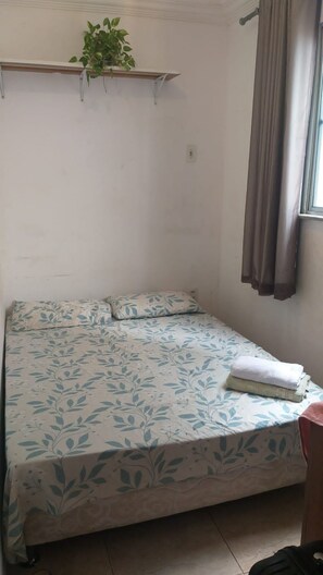 1 多间卧室、熨斗/熨衣板、WiFi、床单