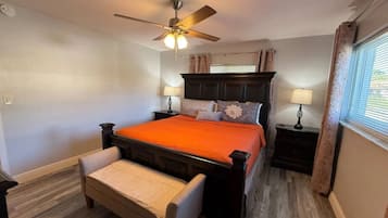 3 多间卧室、办公桌、熨斗/熨衣板、旅行婴儿床