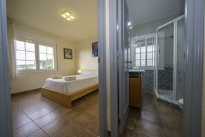 3 camere, ferro/asse da stiro, Wi-Fi gratuito, lenzuola