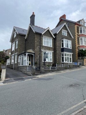Exterior - Bodalwyn Guest House (Aberystwyth)