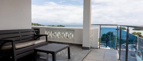 Apartment, 1 Bedroom, Patio | Balcony