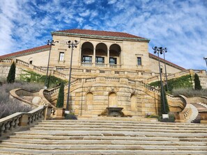 Point of interest - Walk to Dining & Attractions | Free Coffee (Dayton)