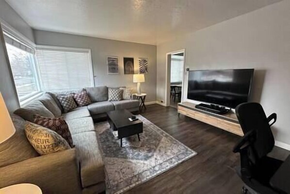 Smart TV, stereo