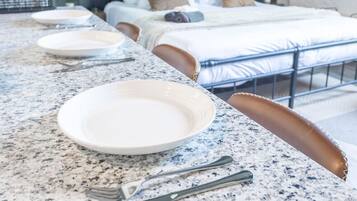 1 quarto, ferros/tábuas de passar roupa, Wi-Fi, roupa de cama