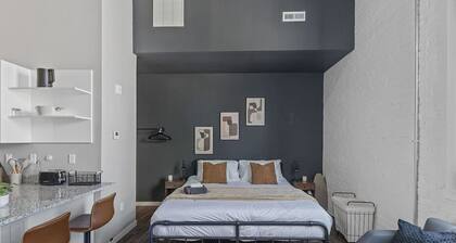 Sleek Studio Getaway | Next to Dayton’s Best Spots