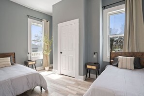 2 habitaciones, escritorio, wifi y ropa de cama