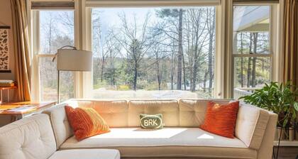 Spacious 4Bd Just a Block from Lake Mansfield!