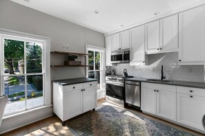 Fridge, microwave, oven, stovetop - Beautifully Restored Home Right in Downtown! (Saratoga Springs)