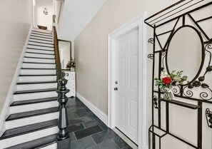 Interior - Beautifully Restored Home Right in Downtown! (Saratoga Springs)