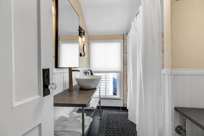 Hair dryer, towels