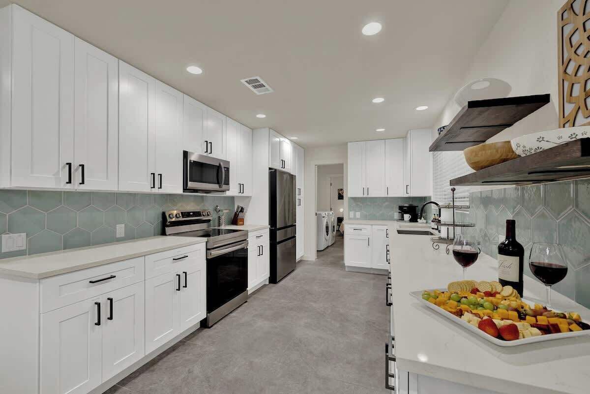 獨棟房屋, 多張床, 庭院, 花園景觀 (640 Rainbow Ridge) | 私人廚房 | 咖啡機/沖茶器