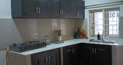 HIMMA'S 3-bedroom Luxury Family House with strong WIFI.