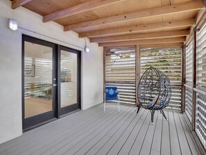 Interior - Alamo/Riverwalk/Hemisfair Tower! (San Antonio)