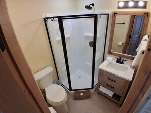 Shower, hair dryer, towels, soap - SANDPIPER STUDIO, BEACH WALK INN
RENT ALONE OR
ADD AS ACCESS TO THE BEACH SUITE (Homer)