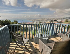 View from property - Hotel Faro Azul (Valparaíso)