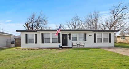 All American Cottage