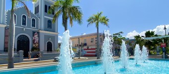 Charming 3-bedroom house in delightful Isabela with Wi-Fi, AC

