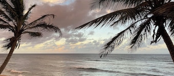 Charming 3-bedroom house in delightful Isabela with Wi-Fi, AC