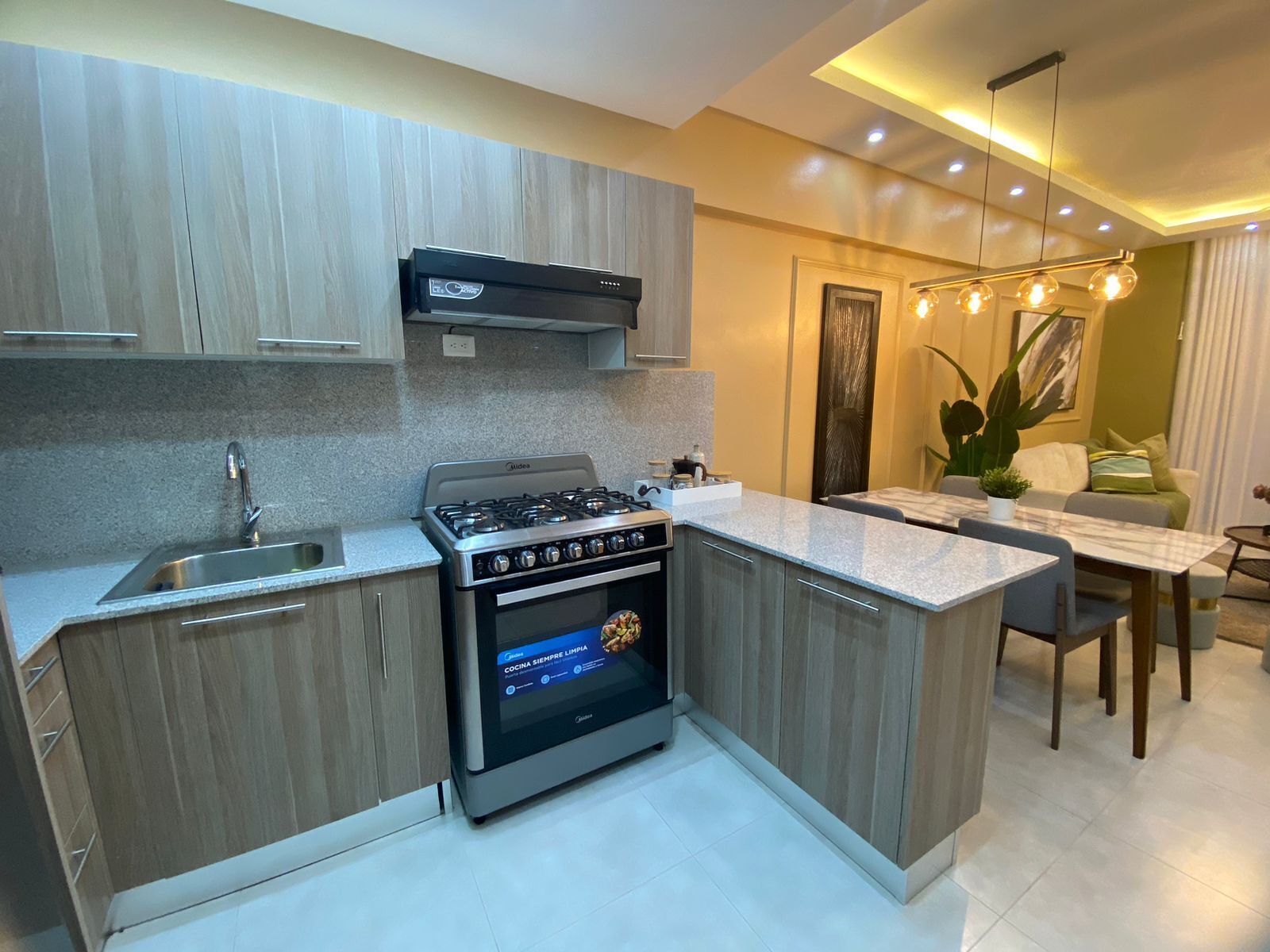 Private kitchen