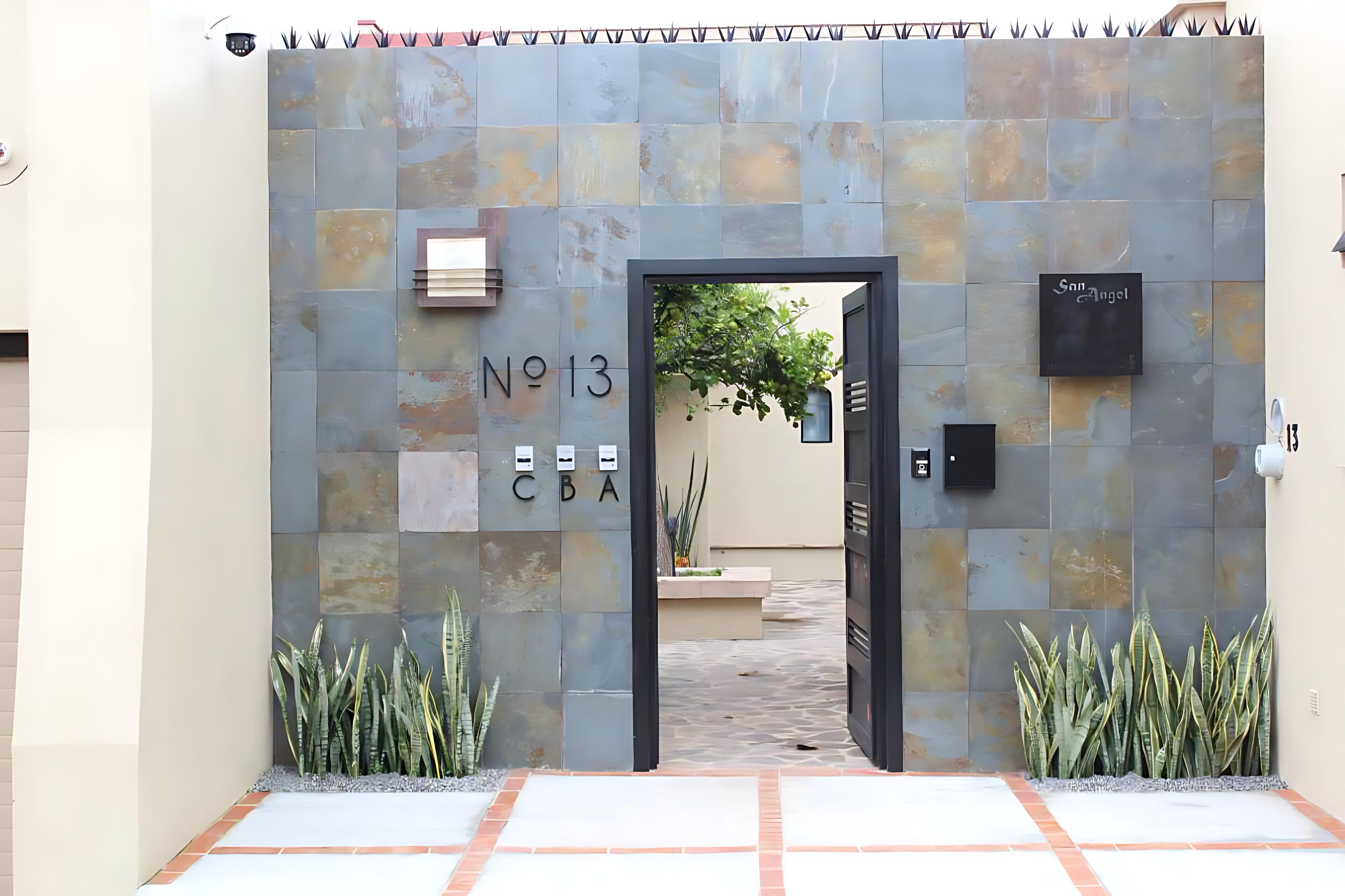 Casa, 3 habitaciones, para fumadores, balcón | Detalle exterior