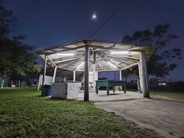 Basic Quadruple Room | Terrace/patio - Pousada Renascer 2 (Mostardas)