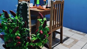 ベーシック 4 人部屋 | 専用キッチン | 調理器具と食器