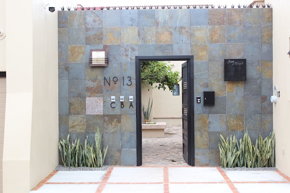 House, 1 Bedroom, Smoking, Balcony | Exterior detail