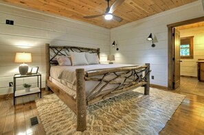 6 habitaciones, escritorio, wifi y ropa de cama