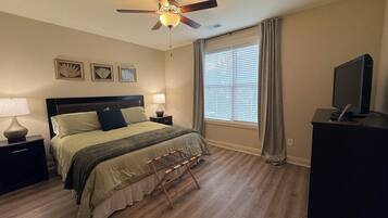 3 bedrooms, WiFi, bed sheets