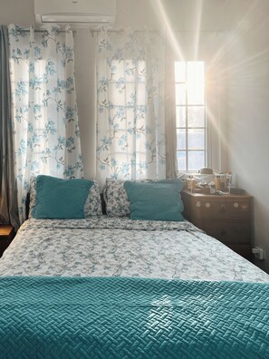 1 Schlafzimmer, BĂŒgeleisen/BĂŒgelbrett, WLAN, BettwĂ€sche